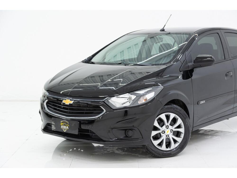 Chevrolet Onix Hatch