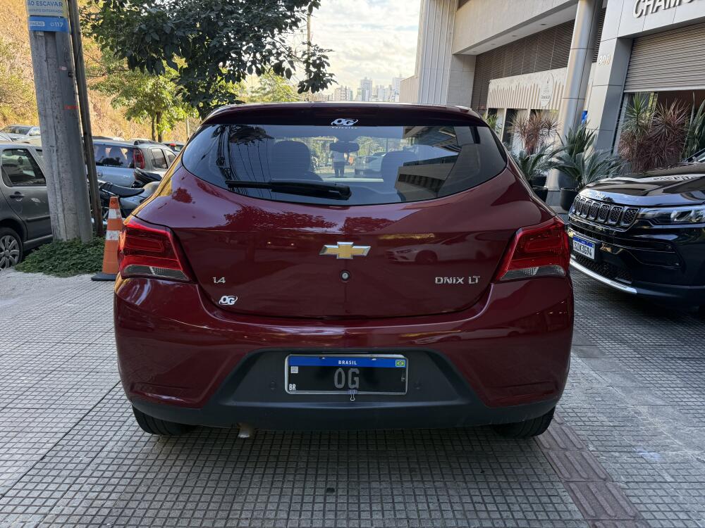 Chevrolet Onix Hatch