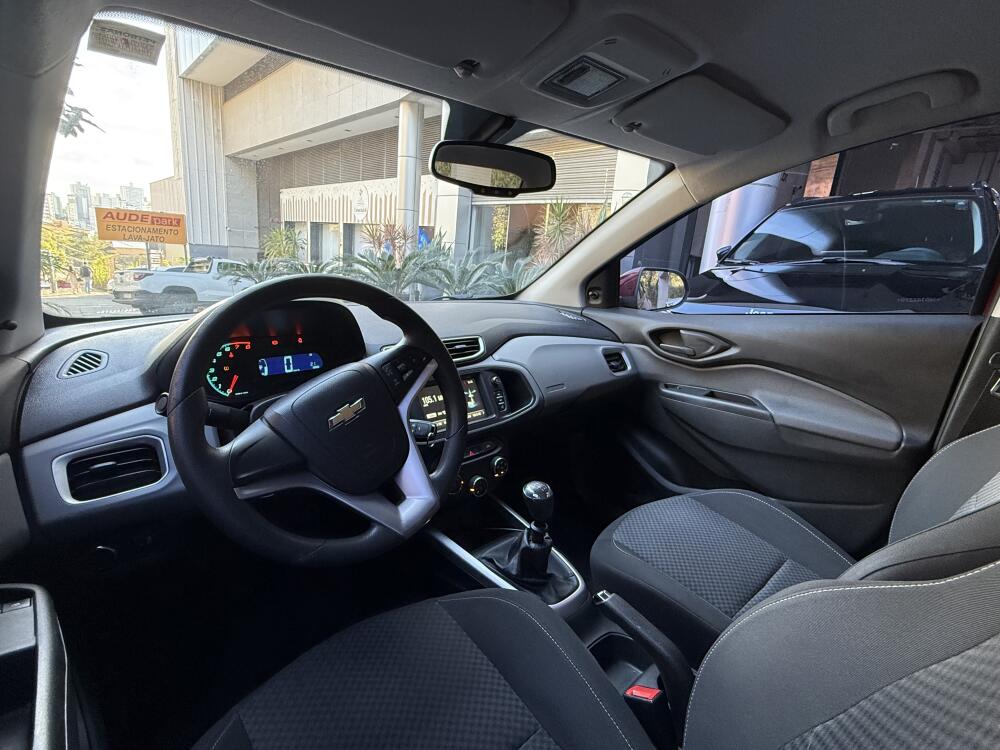 Chevrolet Onix Hatch