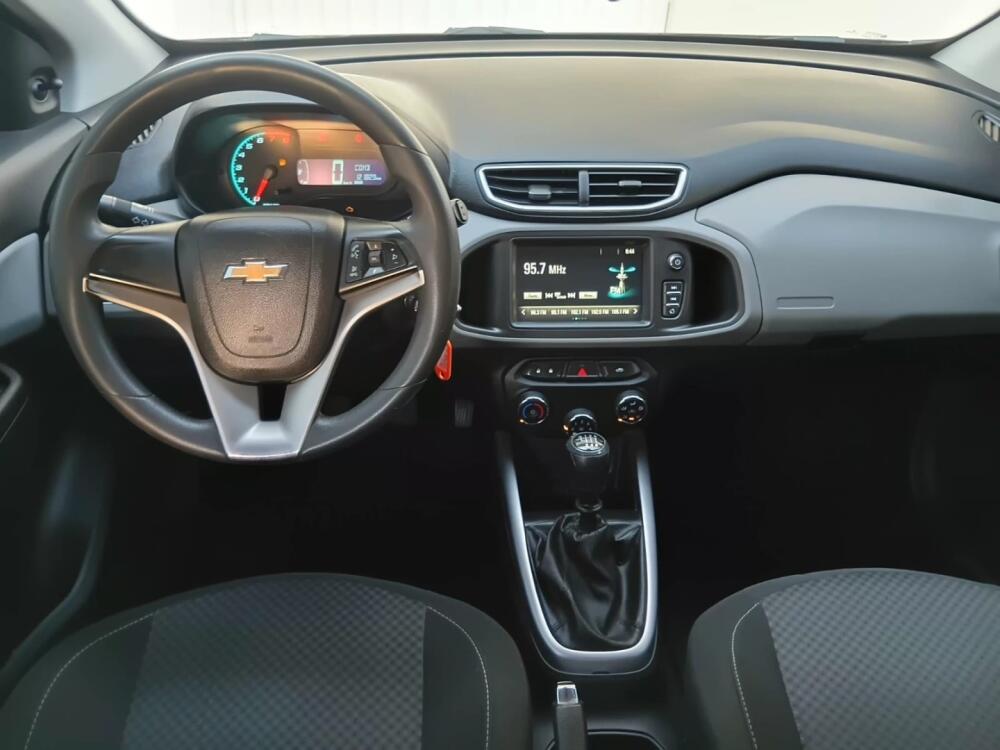 Chevrolet Onix Hatch