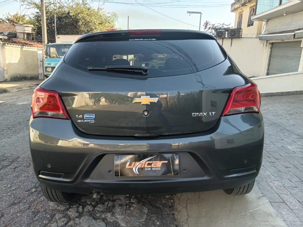 Chevrolet Onix Hatch