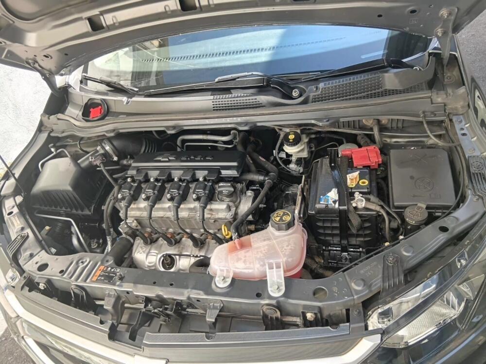 Chevrolet Onix Hatch