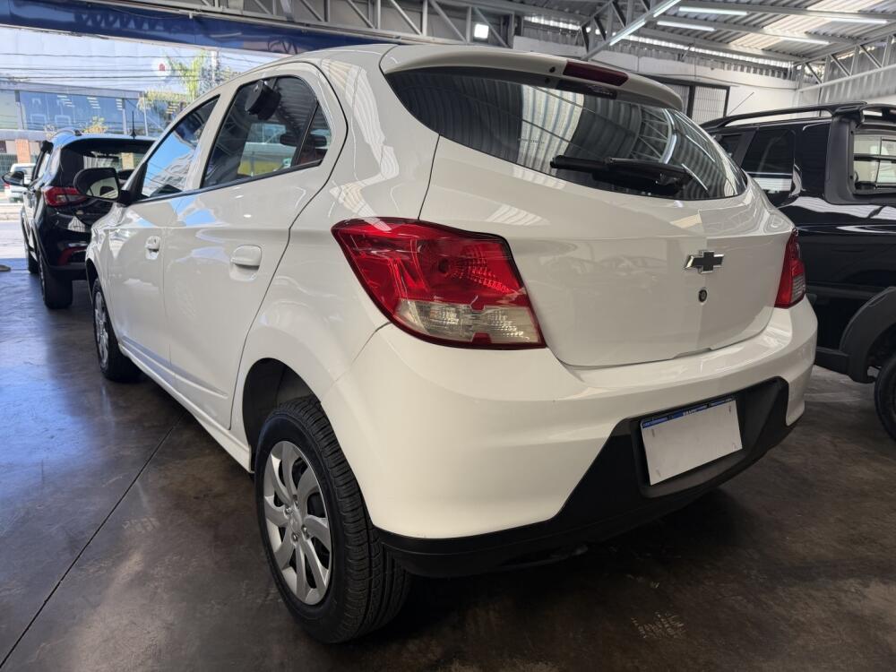 Chevrolet Onix Hatch