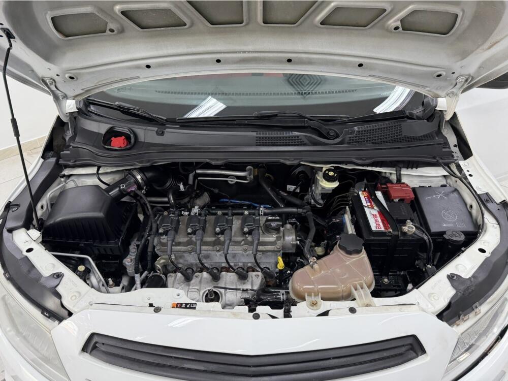 Chevrolet Onix Hatch