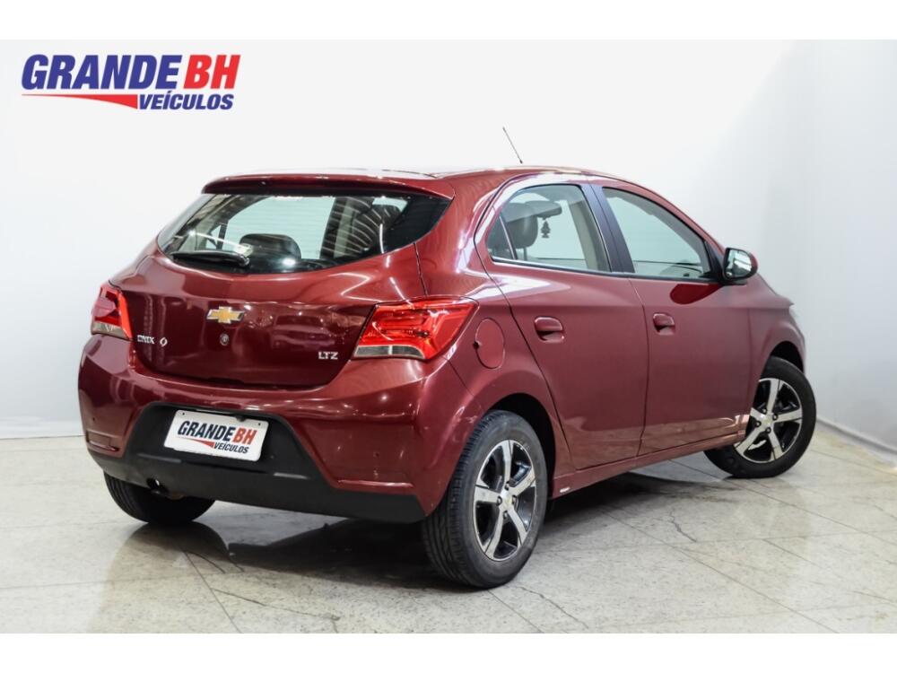 Chevrolet Onix Hatch