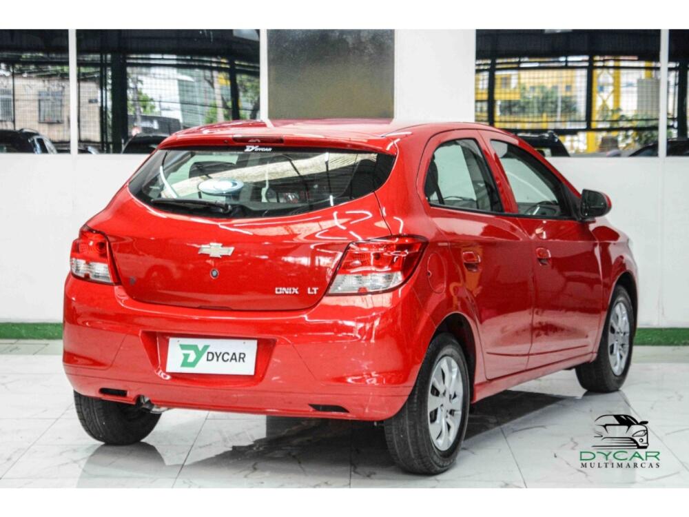 Chevrolet Onix Hatch