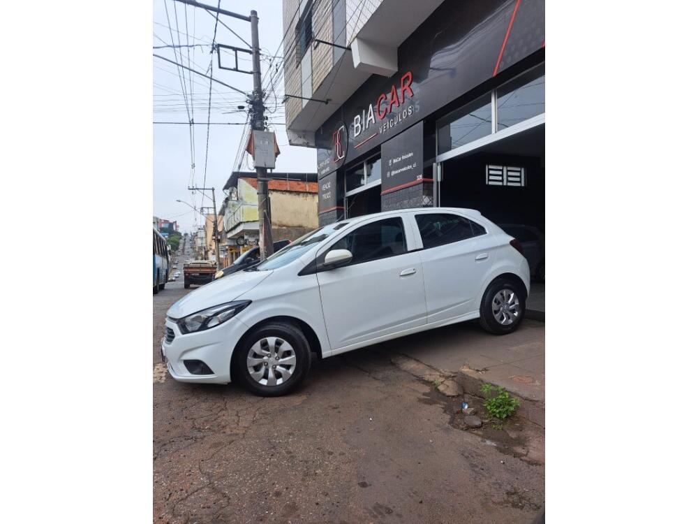 Chevrolet Onix Hatch