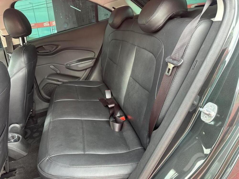 Chevrolet Onix Hatch