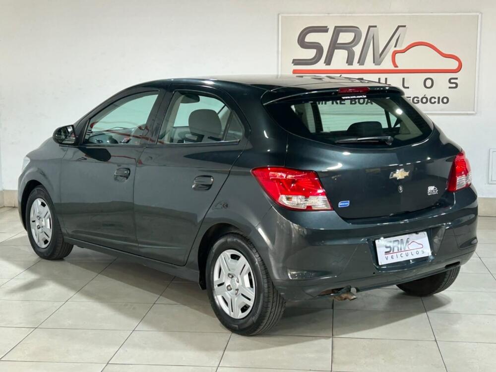 Chevrolet Onix Hatch