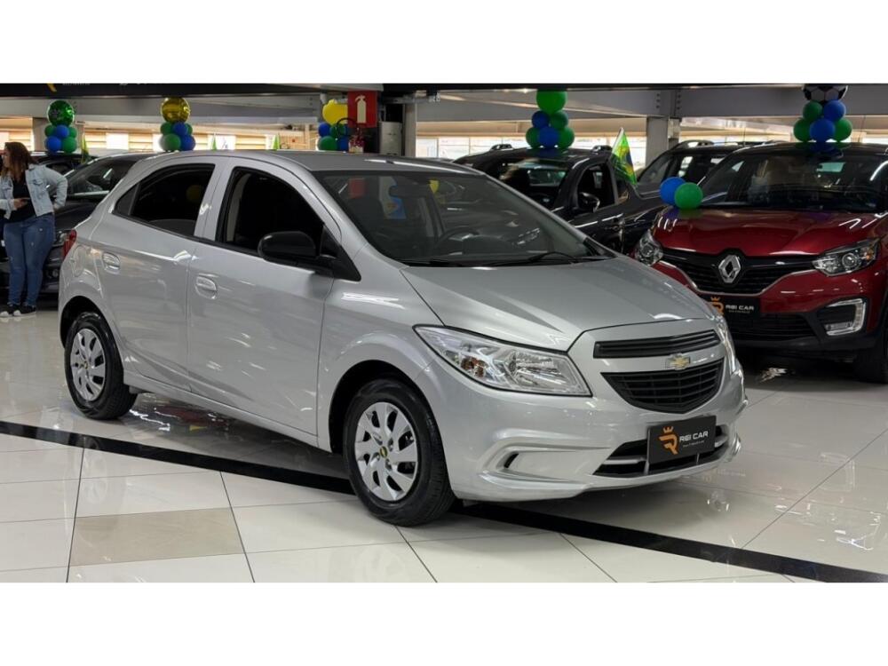 Chevrolet Onix Hatch