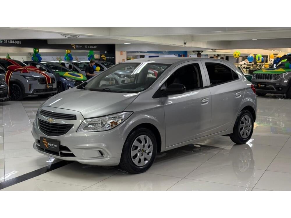 Chevrolet Onix Hatch