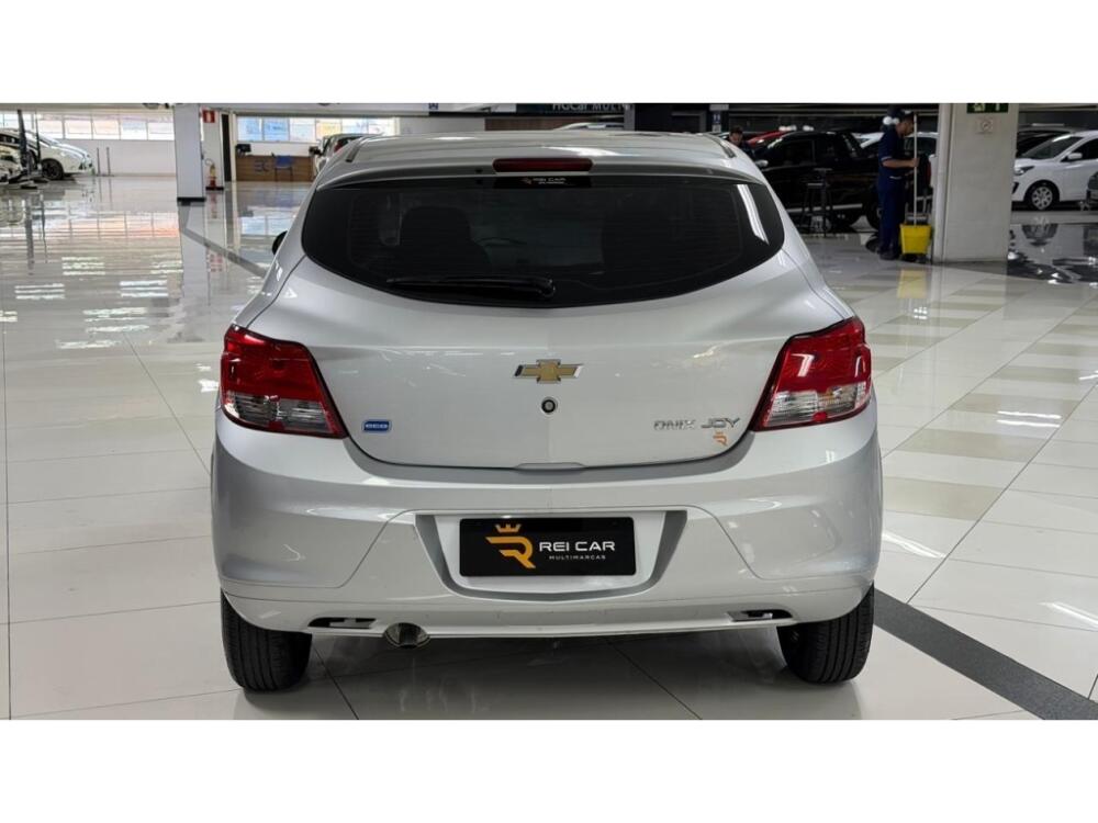 Chevrolet Onix Hatch