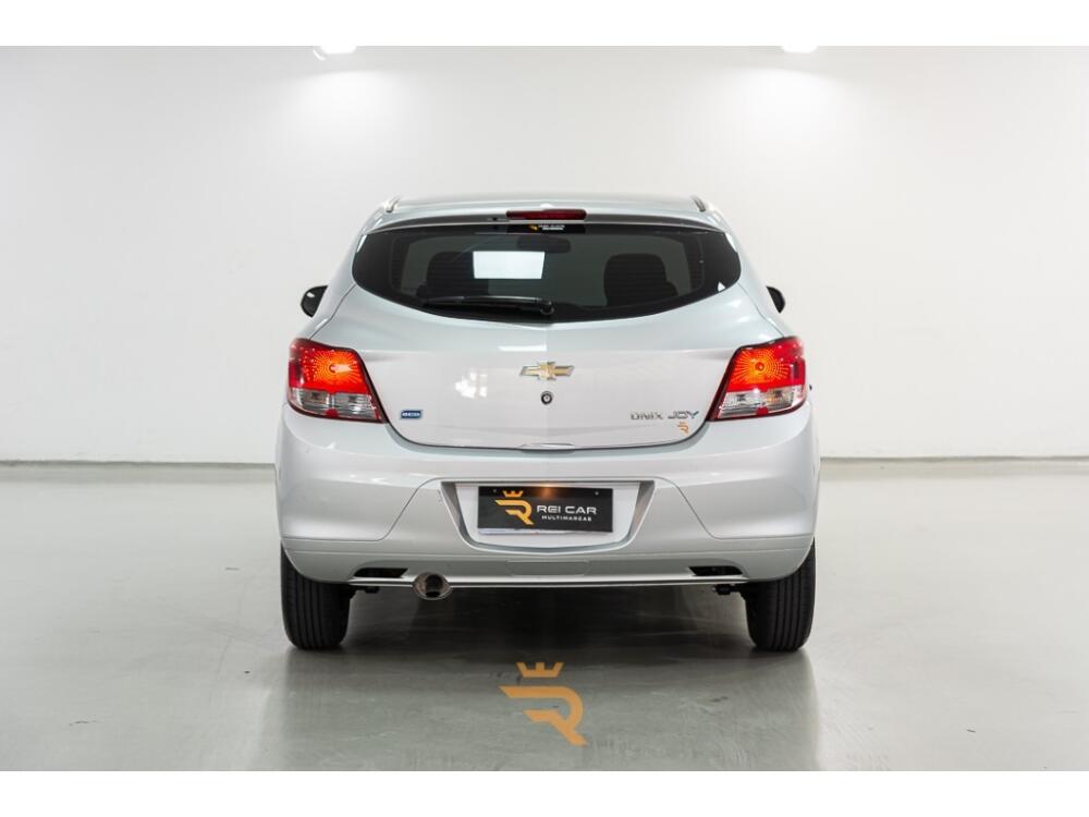 Chevrolet Onix Hatch