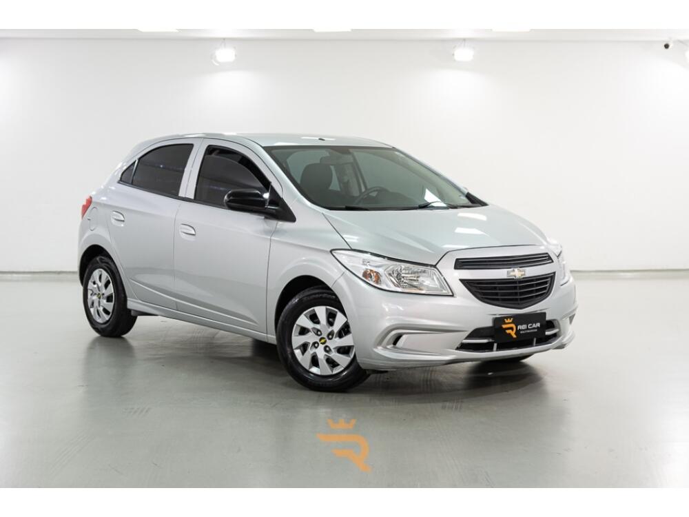 Chevrolet Onix Hatch