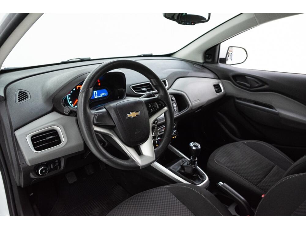 Chevrolet Onix Hatch