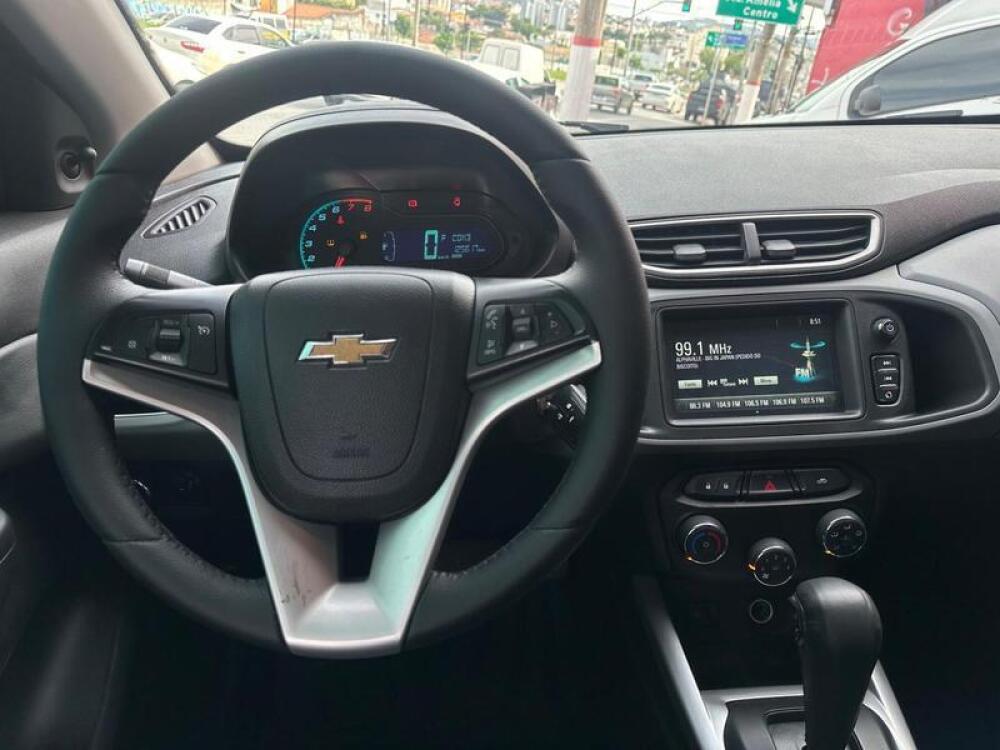 Chevrolet Onix Hatch