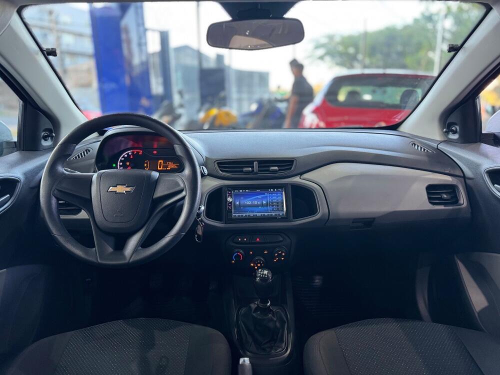 Chevrolet Onix Hatch