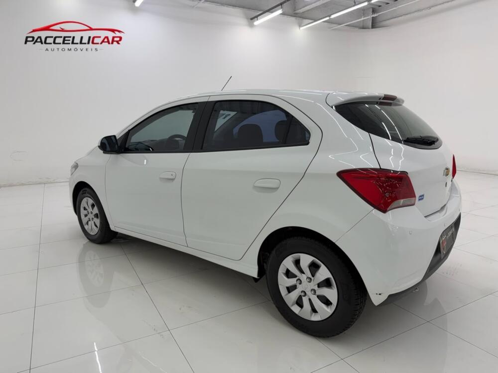 Chevrolet Onix Hatch