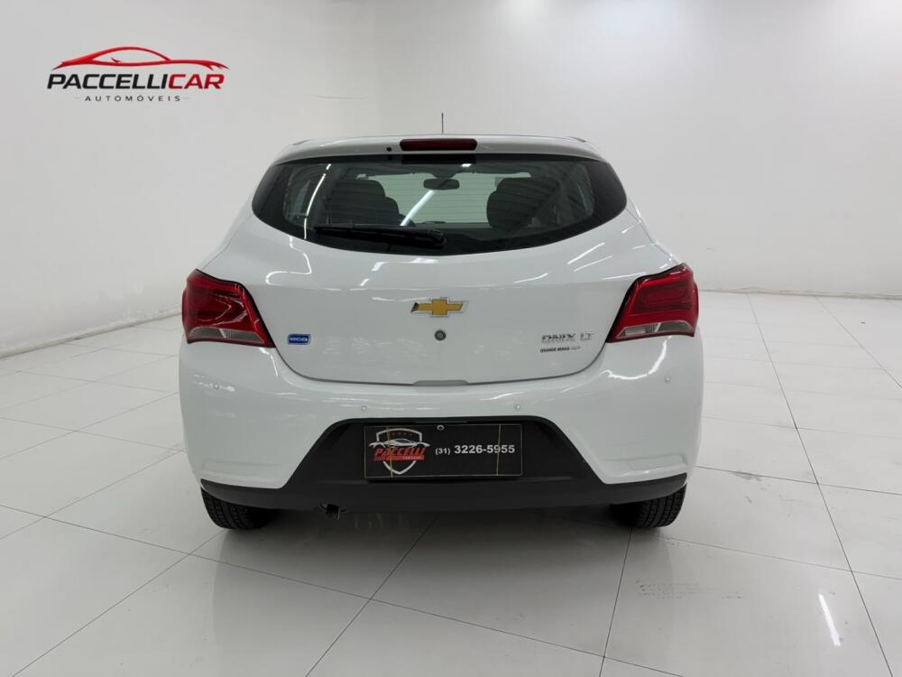 Chevrolet Onix Hatch