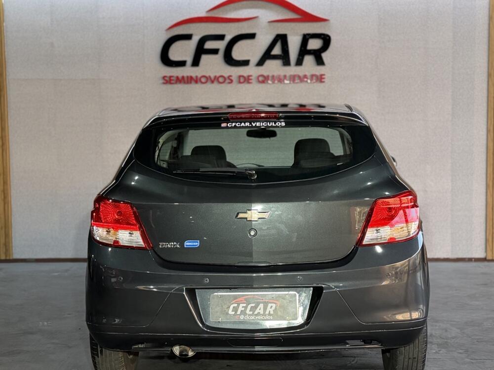 Chevrolet Onix Hatch