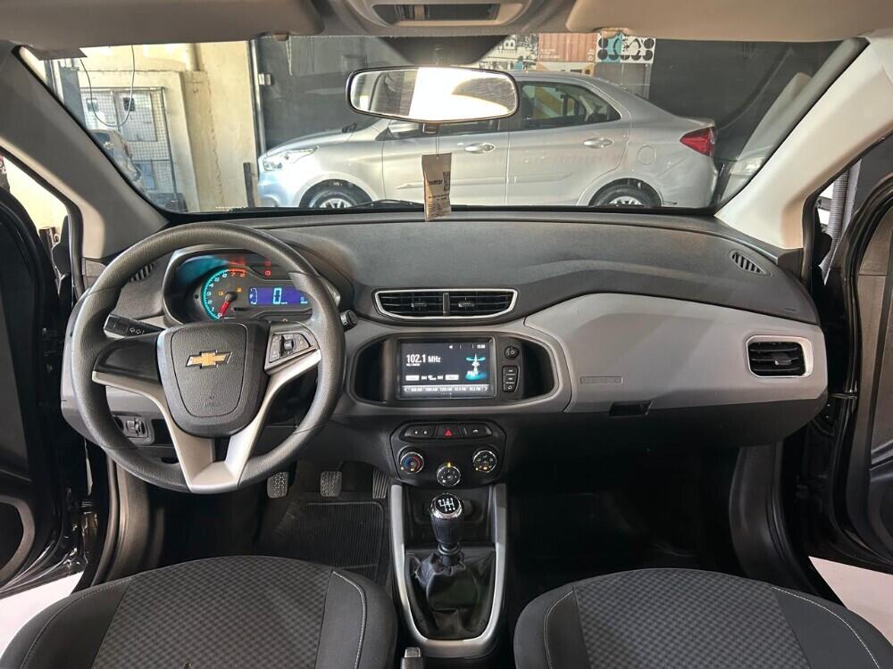Chevrolet Onix Hatch