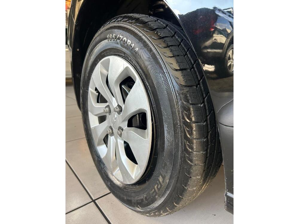 Chevrolet Onix Hatch