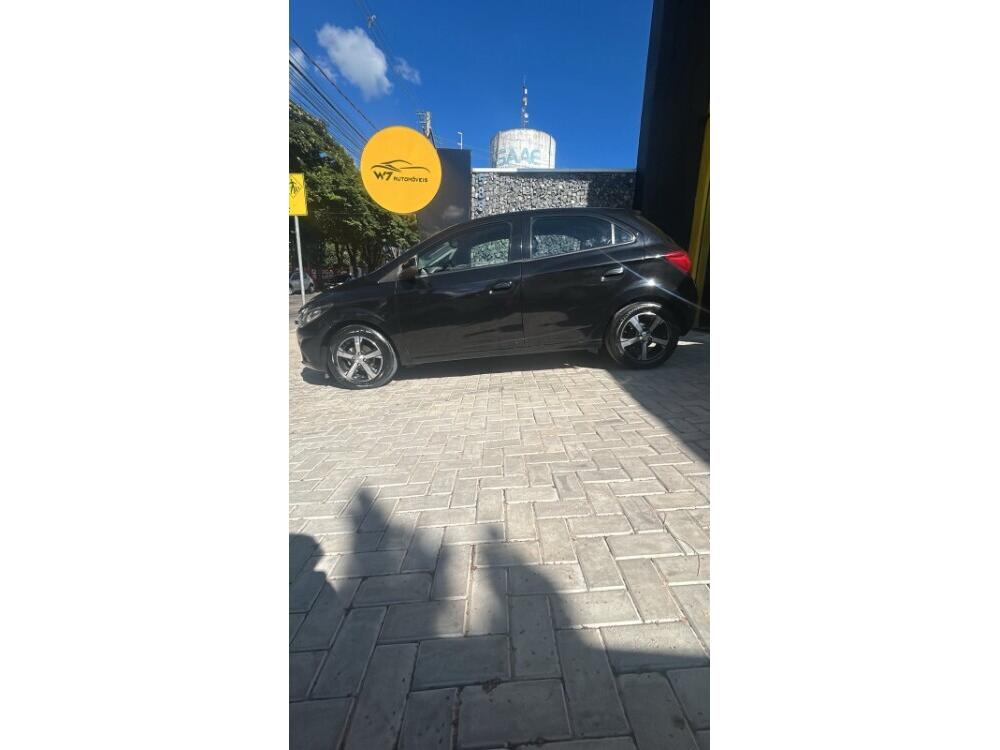 Chevrolet Onix Hatch