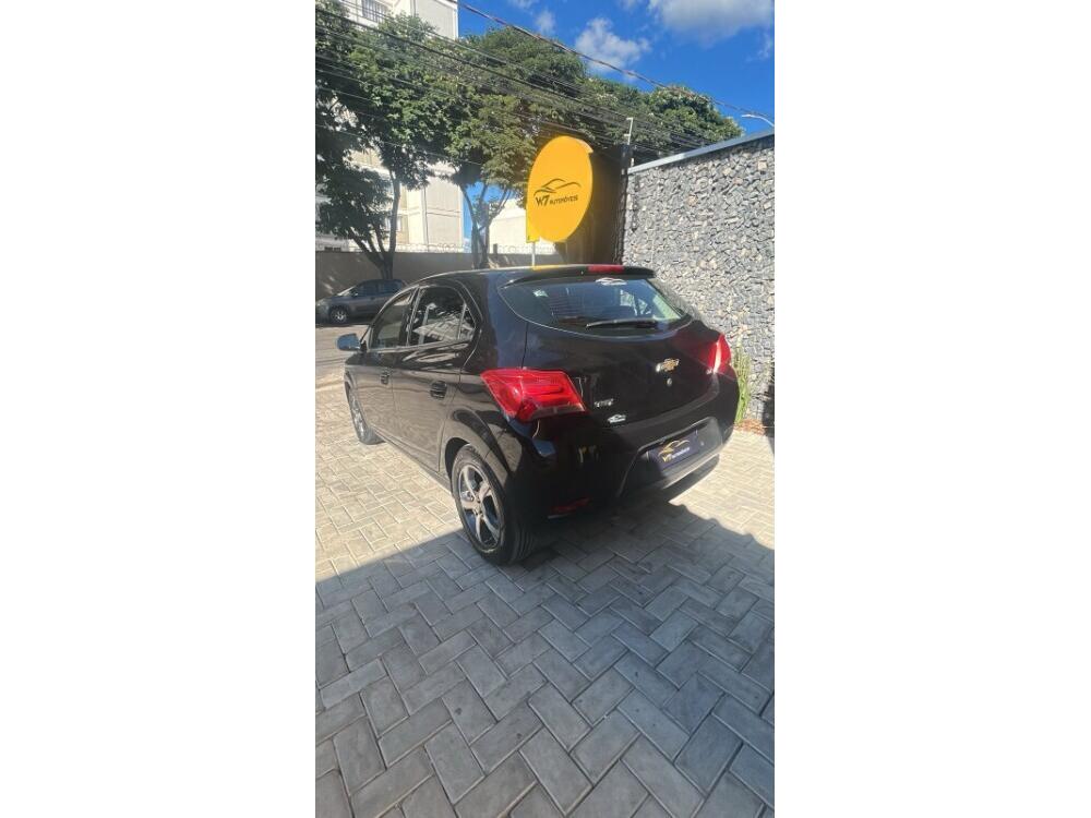 Chevrolet Onix Hatch