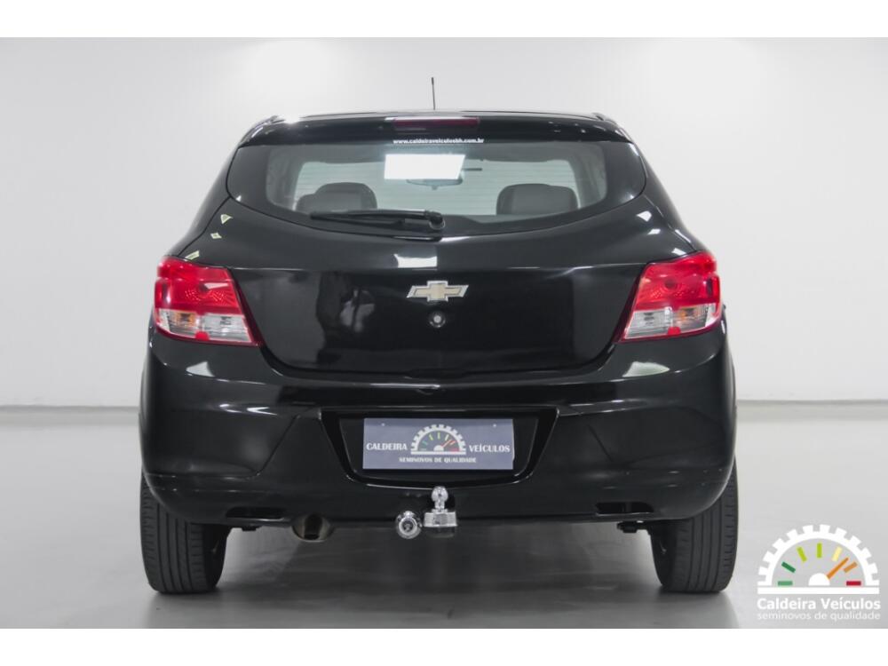 Chevrolet Onix Hatch
