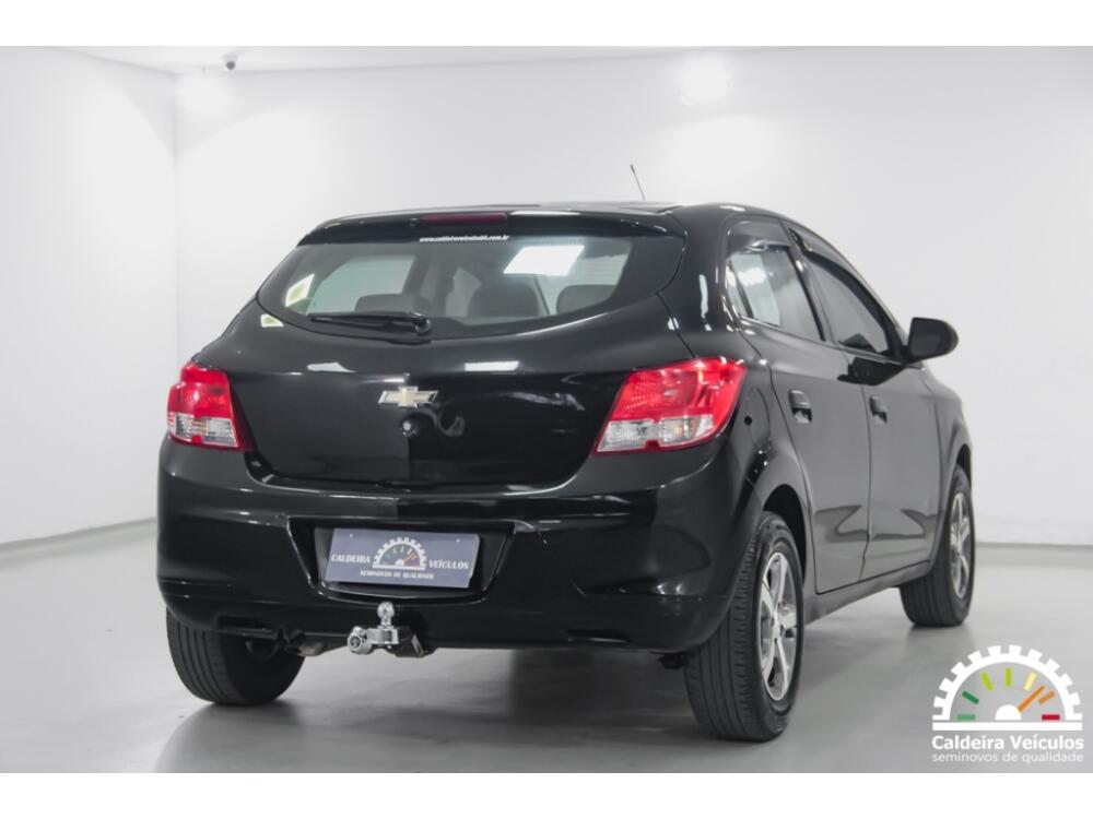 Chevrolet Onix Hatch