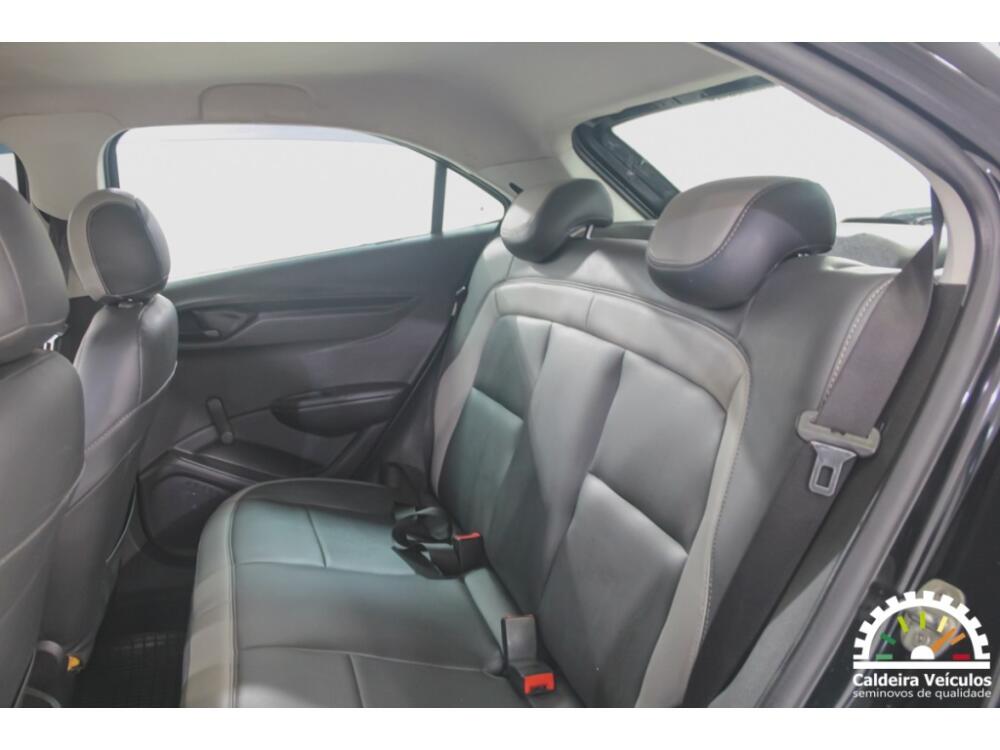Chevrolet Onix Hatch