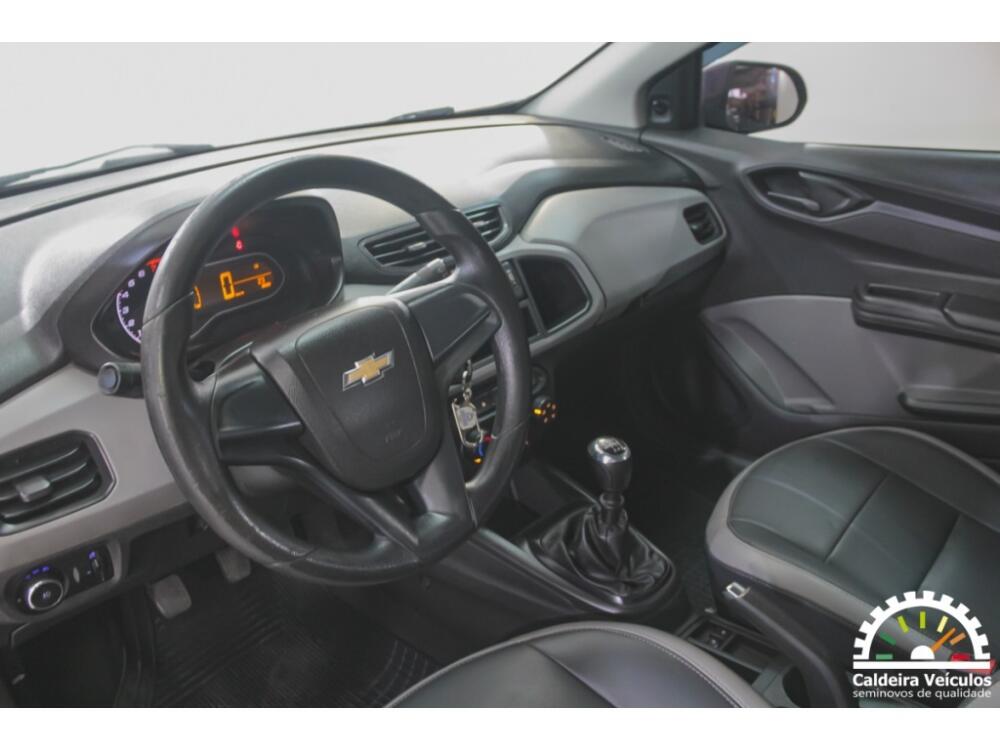 Chevrolet Onix Hatch