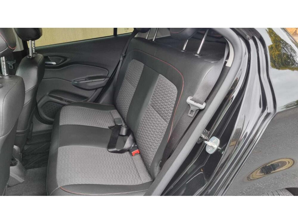 Chevrolet Onix Hatch