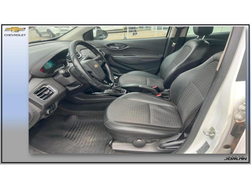 Chevrolet Onix Hatch