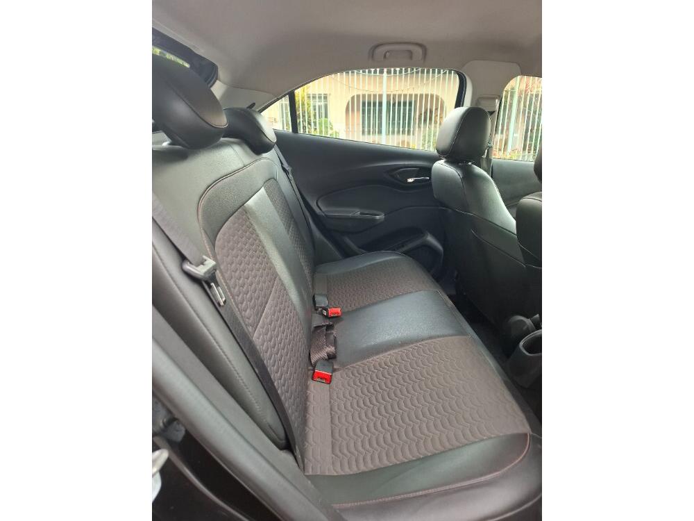 Chevrolet Onix Hatch