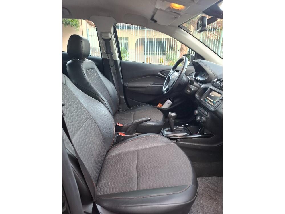 Chevrolet Onix Hatch