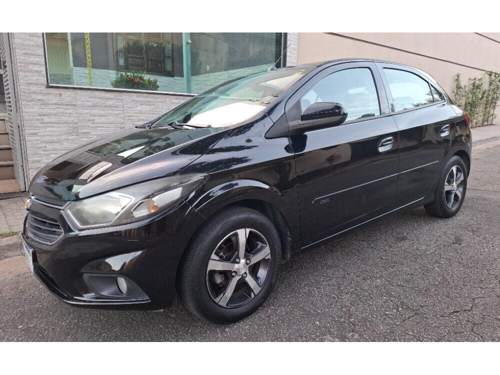Chevrolet Onix Hatch