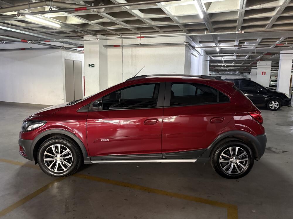 Chevrolet Onix Hatch