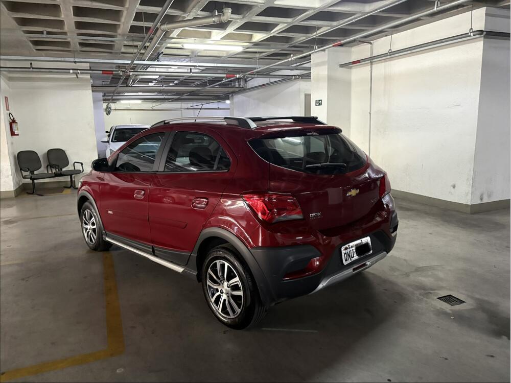 Chevrolet Onix Hatch