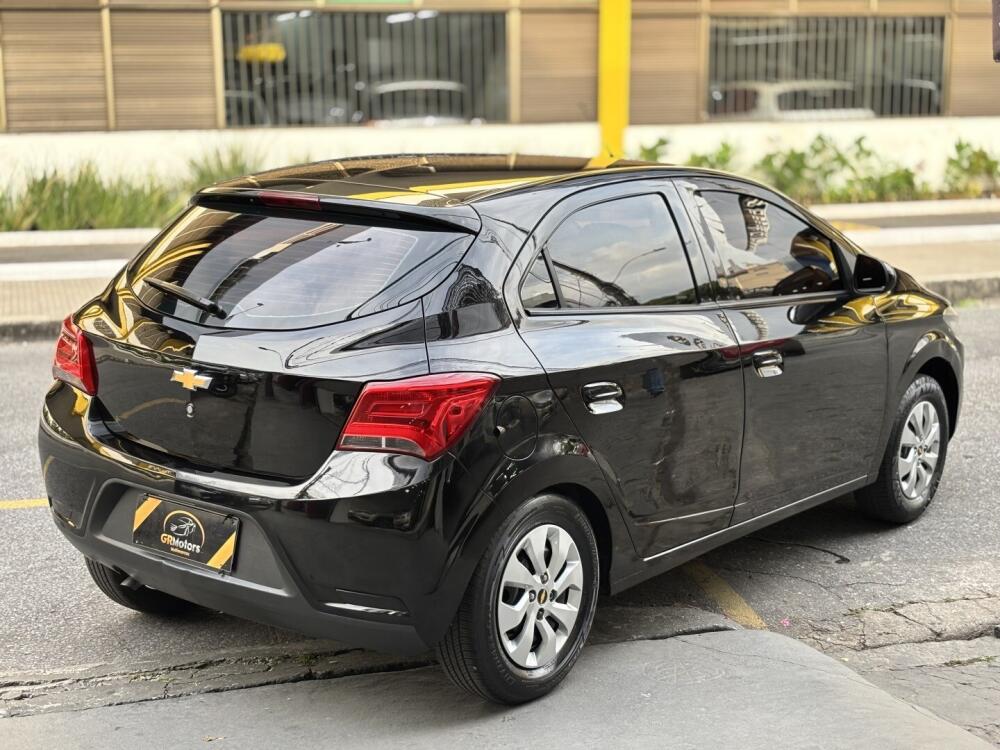 Chevrolet Onix Hatch