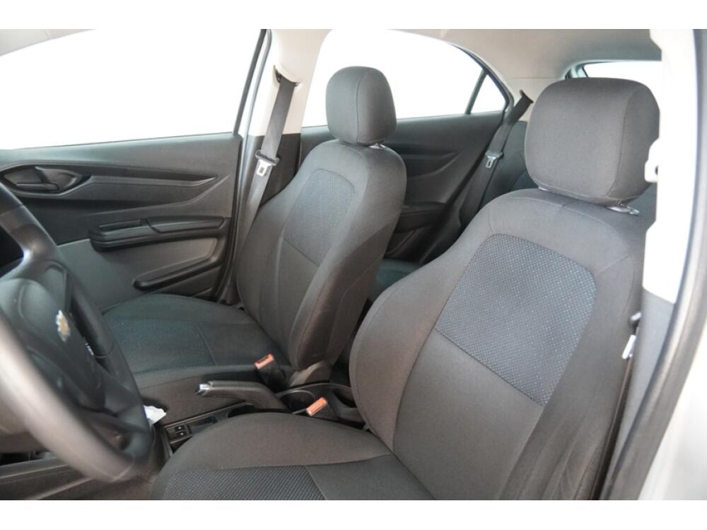 Chevrolet Onix Hatch