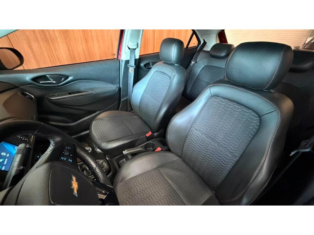 Chevrolet Onix Hatch