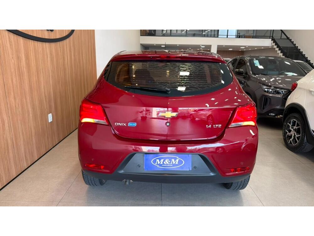 Chevrolet Onix Hatch