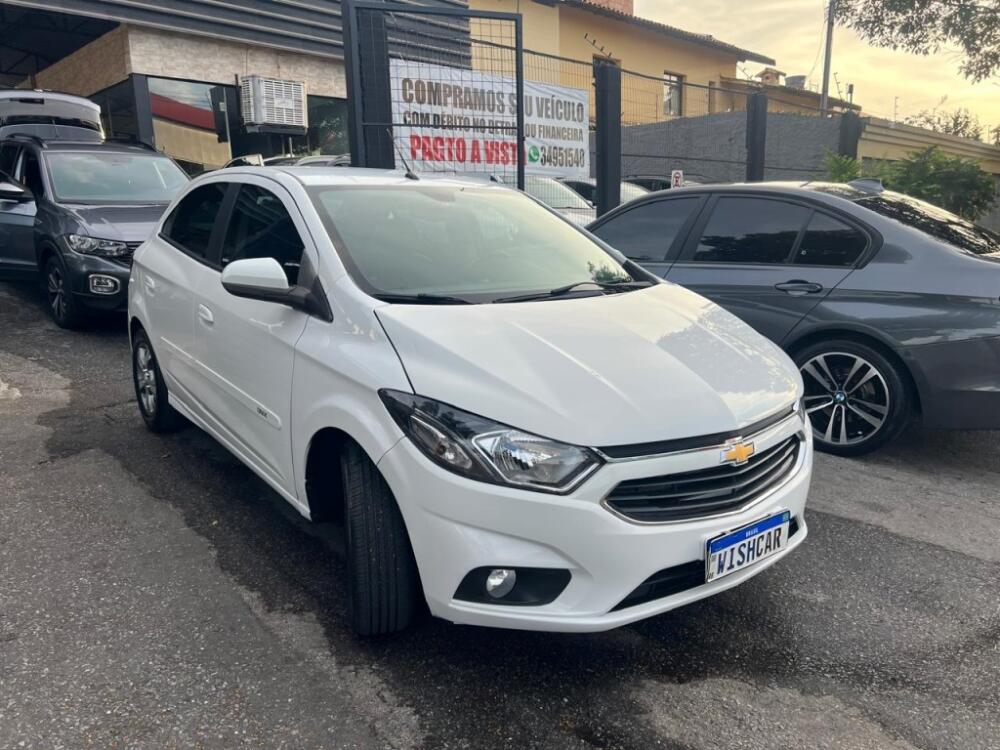 Chevrolet Onix Hatch