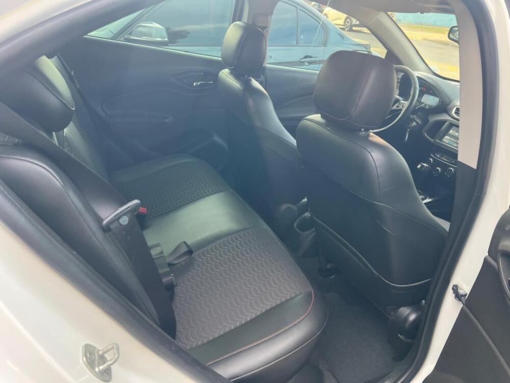Chevrolet Onix Hatch