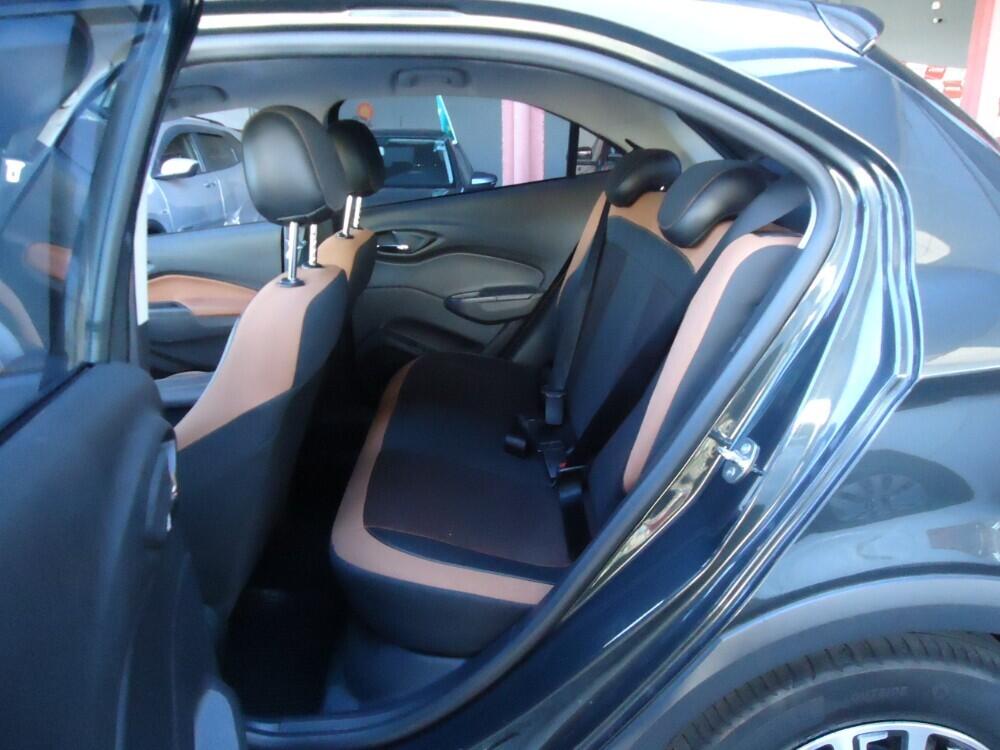Chevrolet Onix Hatch
