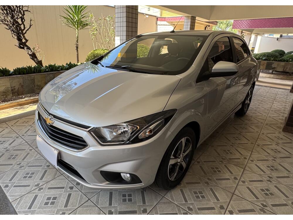 Chevrolet Onix Hatch