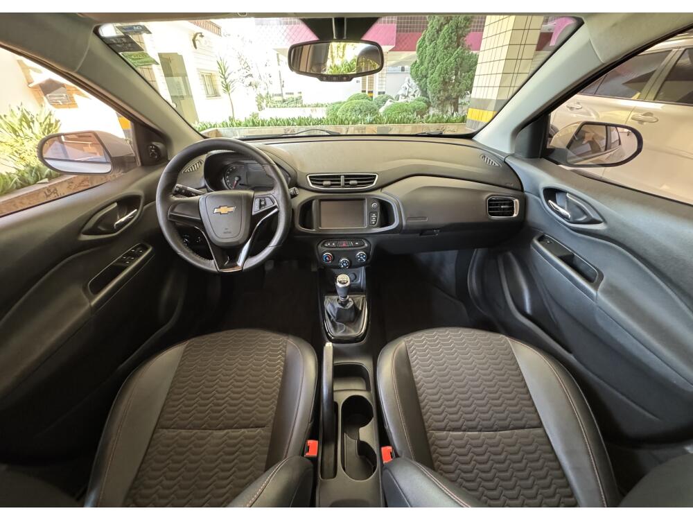 Chevrolet Onix Hatch