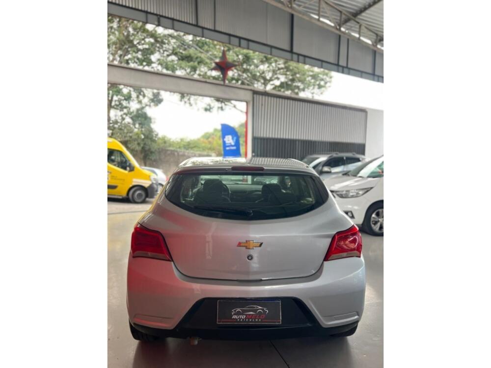 Chevrolet Onix Hatch