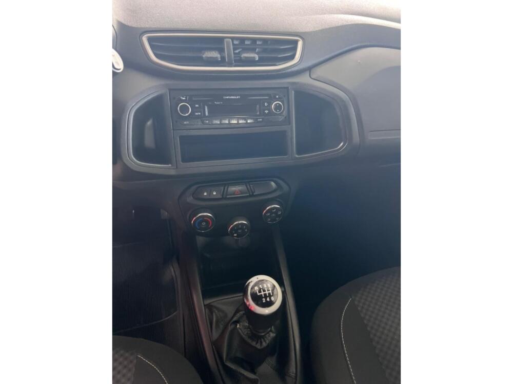 Chevrolet Onix Hatch